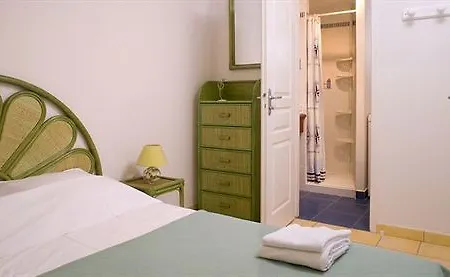 Madame Les Mas De Hilaire 3*